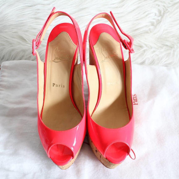 Christian Louboutin Une Plume Hot Pink Neon Patent Leather Cork Sandal Wedges - Picture 2 of 14